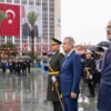 Cumhuriyet Bayramı kutlamaları çelenk sunma töreni ile başladı