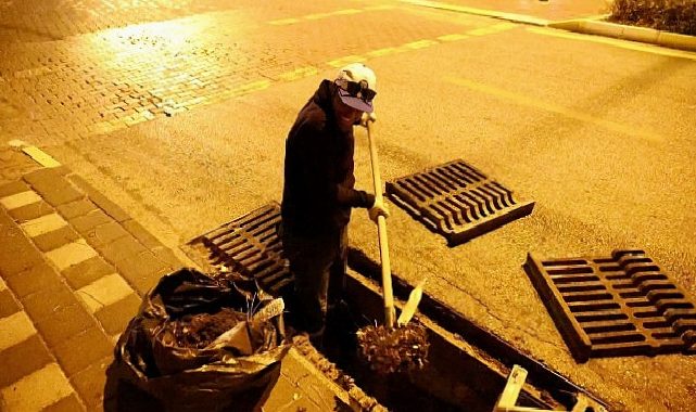 Didim Belediyesinden Yoğun Yağış Öncesi Izgara ve Rögar Paklığı