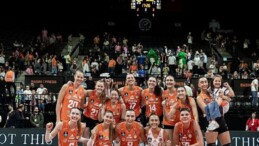 Eczacıbaşı Peron İstanbul konutunda galip!