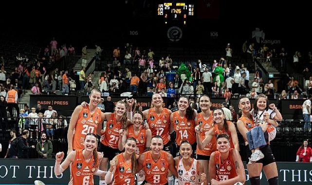 Eczacıbaşı Peron İstanbul konutunda galip!