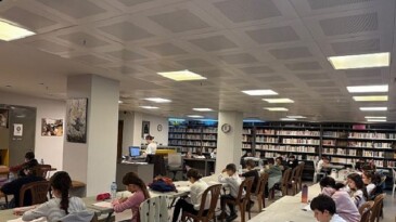 Efes Selçuk Belediyesinden Öğrencilere İmtihan Hazırlığında Takviye