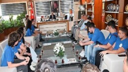 Erasmus öğrencilerinden Lider Topaloğlu’na ziyaret