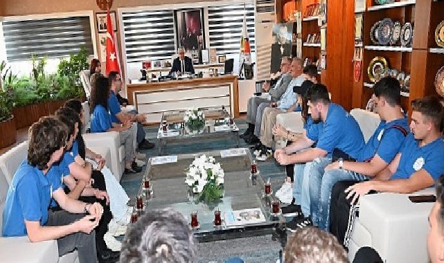 Erasmus öğrencilerinden Lider Topaloğlu’na ziyaret