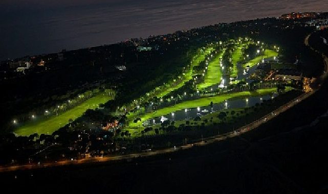 Gloria Golf Club’ta Golf Tecrübesi Gün Batımından Sonra da Devam Ediyor