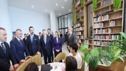 Güçlü’den Büyükakın’a övgü: “Kendisi sadece hizmet üretmiyor, kavram da üretiyor”