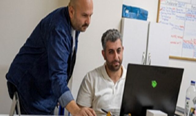 İş’te İzmir’e üye oldular, tıpkı firmada işe başladılar