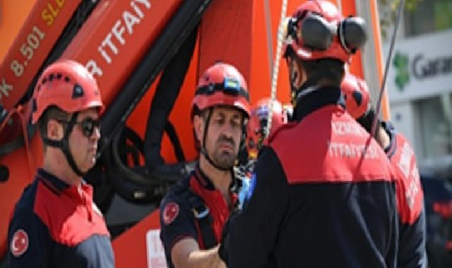 İzmir İtfaiyesi’nden gerçeği aratmayan tatbikat