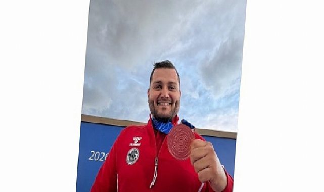 Kağıtspor’un yükselişi dünya kürsüsünde taçlanıyor