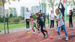 Karşıyaka’da 7’den 77’ye bayram coşkusu