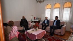 Kartepe’de Büyüklere Gönül Ziyareti