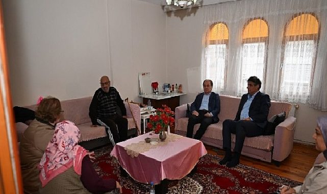 Kartepe’de Büyüklere Gönül Ziyareti
