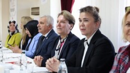 Keçiören’de “Değerlerimizin İzinde Bayan ve Aile” Söyleşisi Düzenlendi