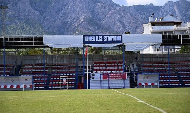 Kemer İlçe Stadı yeni döneme hazır