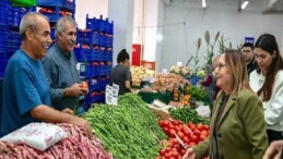 Lider Akın Yalı Mahallesi’nde Esnaf ve Vatandaşlarla Buluştu