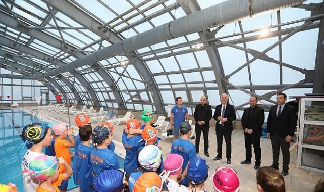 Lider Taban İnegöl Belediyespor’un Yüzme Atletleriyle Buluştu
