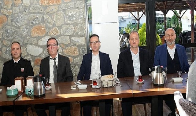 Lider Usta’dan Muhtarlarla Güçlü İş Birliği İletisi