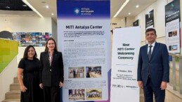 Lider Vekili Özdemir Seoul Smart Life Week’e katıldı