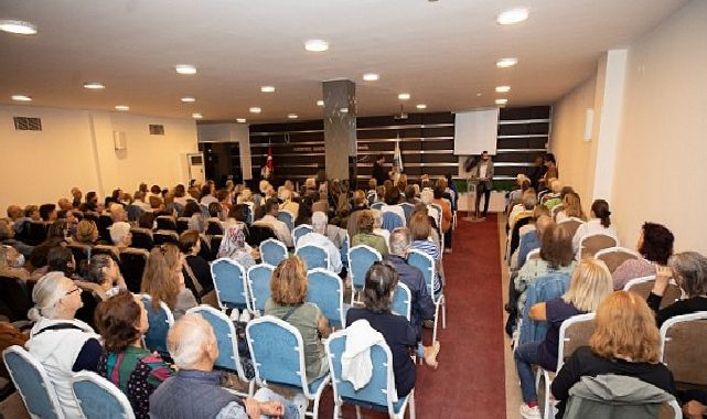Narlıdere 3. Yaş Üniversitesi’nde Birinci Ders Zili Çaldı