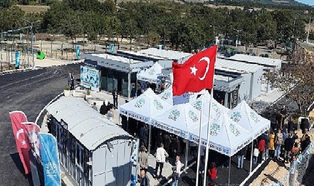 Nilüfer’de sahipsiz hayvanlar için “Umut Ağacı” açıldı