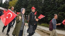Osmangazi Belediyesi’nden Uludağ’da Cumhuriyet Yürüyüşü