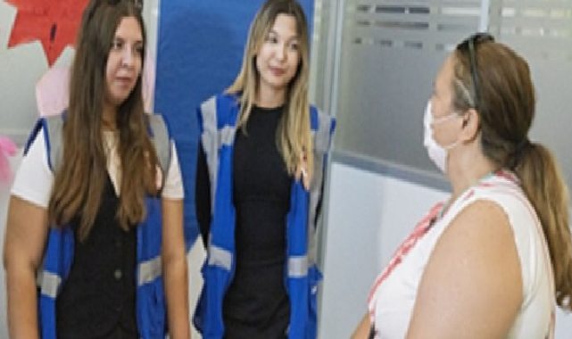 Sıhhat Gönüllüleri, göğüs kanseri ve emzirme farkındalığı için iş başında