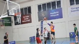 Sokak Basketbolunda Şampiyonlar Kupalarını Aldı
