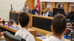 TEKNOFEST 2026’da Selçuklu’ya Gurur Yaşatan Gruplardan Lider Pekyatırmacı’ya Ziyaret