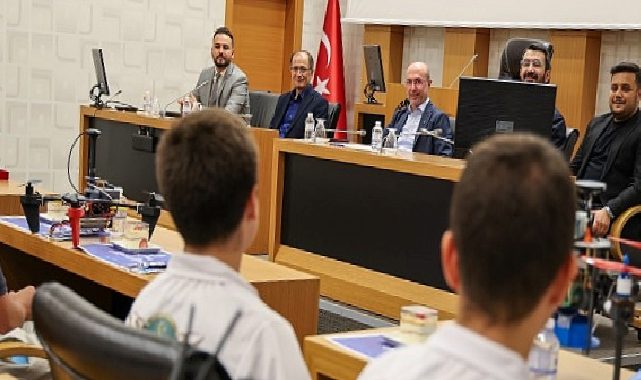 TEKNOFEST 2026’da Selçuklu’ya Gurur Yaşatan Gruplardan Lider Pekyatırmacı’ya Ziyaret