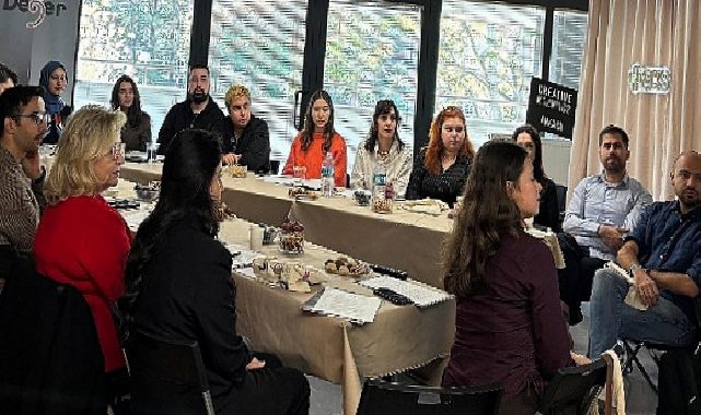 Tütün ve nikotin eserlerinin ekranlardaki görünürlüğü mercek altında